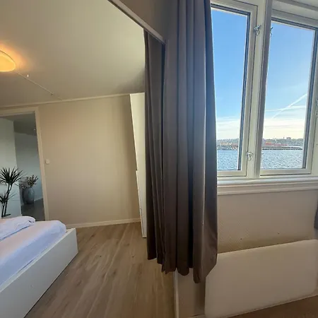 Appartement Modern Waterfront 4br With Dock & Free Parking Stavanger